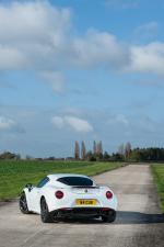 Alfa Romeo 4C 2015 года (UK)